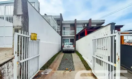 Casa com 2 quartos à venda na Rua Fátima, 60, Jarivatuba, Joinville