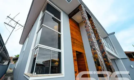 Casa com 3 quartos à venda na Rua Selma Doering Bruhns, 240, Jardim Iririú, Joinville