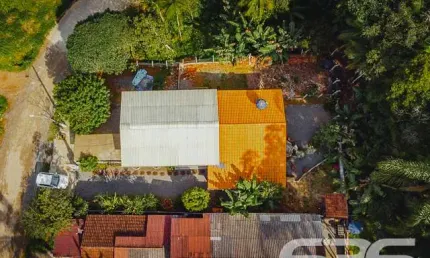 Casa com 3 quartos à venda na Albano Schimdt, 415, Boa Vista, Joinville