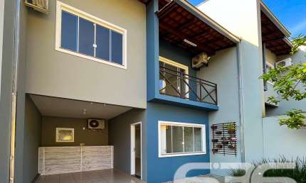 Casa com 3 quartos à venda na Rua Alexandre Schlemm, 235, Anita Garibaldi, Joinville