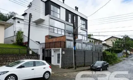 Casa com 2 quartos à venda na Albano Schimdt, 72, Boa Vista, Joinville