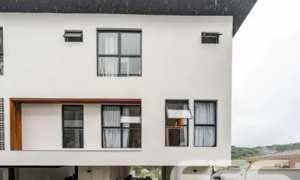 Casa com 2 quartos à venda na Albano Schimdt, 72, Boa Vista, Joinville