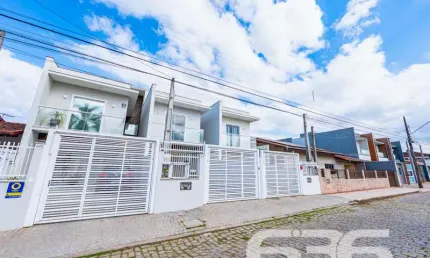 Casa com 3 quartos à venda na Rua Santa Catarina, 175, Floresta, Joinville