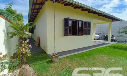 Casa com 3 quartos à venda na Rua Madagascar, 278, Ubatuba, São Francisco do Sul