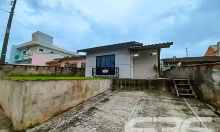 Casa com 3 quartos à venda na Avenida Paulo Schroeder, 199, Petrópolis, Joinville