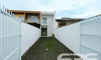 Casa com 2 quartos à venda na Rua Monsenhor Gercino, 161, João Costa, Joinville