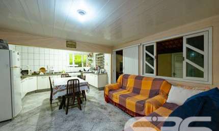 Casa com 3 quartos à venda na Valença, 134, Guanabara, Joinville