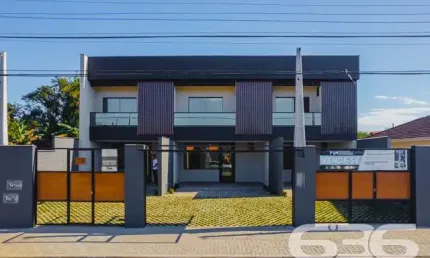 Casa com 3 quartos à venda na Rua Papa João XXIII, 1153, Iririú, Joinville