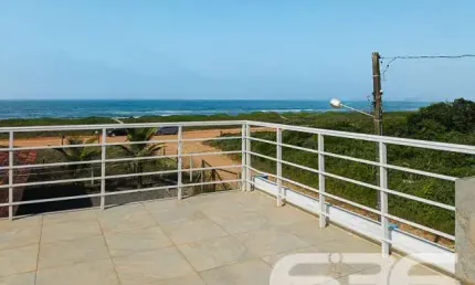 Casa com 3 quartos à venda na Rua Curitiba, 42, Praia do Ervino, São Francisco do Sul
