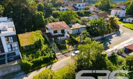 Casa com 3 quartos à venda na Albano Schimdt, 40, Boa Vista, Joinville