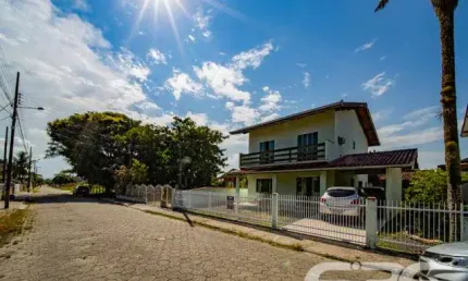 Casa com 5 quartos à venda na Rua Campo Alegre, 214, Ubatuba, São Francisco do Sul