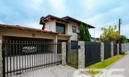 Casa com 4 quartos à venda na Rua Papa João XXIII, 460, Iririú, Joinville