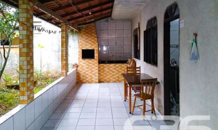 Casa com 3 quartos à venda na Rua Selma Doering Bruhns, 247, Jardim Iririú, Joinville