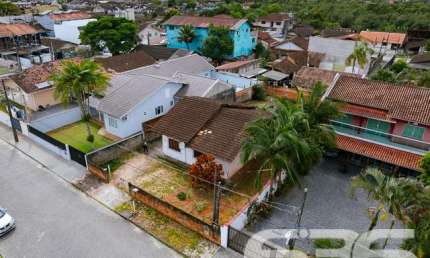 Casa com 2 quartos à venda na Rua Tuiuti, 1412, Aventureiro, Joinville