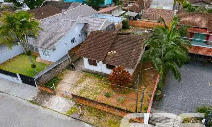 Casa com 2 quartos à venda na Rua Tuiuti, 1412, Aventureiro, Joinville