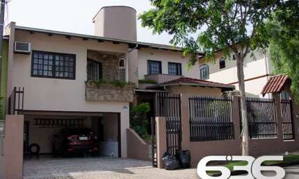 Casa com 4 quartos à venda na Rua Papa João XXIII, 763, Iririú, Joinville