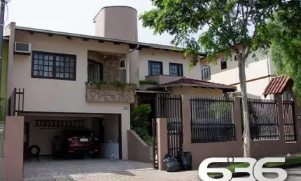Casa com 4 quartos à venda na Rua Papa João XXIII, 763, Iririú, Joinville