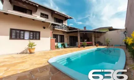 Casa com 4 quartos à venda na Rua Papa João XXIII, 763, Iririú, Joinville