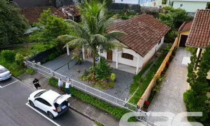Casa com 3 quartos à venda na Rua Quinze de Novembro, 69, Glória, Joinville