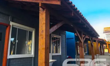 Casa com 6 quartos à venda na Rua Babitonga, 3, Praia do Ervino, São Francisco do Sul