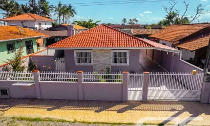Casa com 3 quartos à venda na Amândio Cabral, 143, Centro, Balneário Barra do Sul