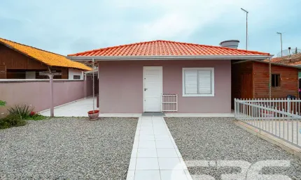 Casa com 3 quartos à venda na Amândio Cabral, 143, Centro, Balneário Barra do Sul