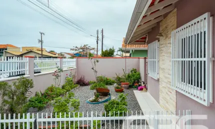 Casa com 3 quartos à venda na Amândio Cabral, 143, Centro, Balneário Barra do Sul
