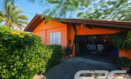 Casa com 3 quartos à venda na Amândio Cabral, 35, Centro, Balneário Barra do Sul