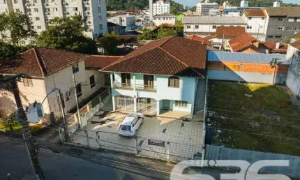 Casa com 10 quartos à venda na Rua Visconde de Taunay, 123, Centro, Joinville