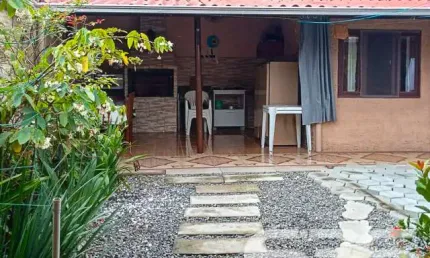 Casa com 3 quartos à venda na Avenida Paulo Schroeder, 165, Petrópolis, Joinville