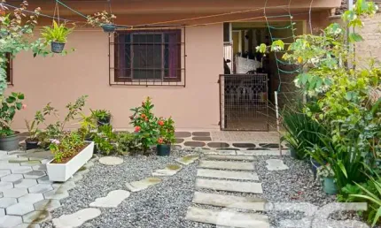 Casa com 3 quartos à venda na Avenida Paulo Schroeder, 165, Petrópolis, Joinville