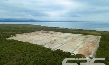 Terreno à venda na Avenida Estados Unidos, Ubatuba, São Francisco do Sul