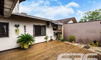 Casa com 5 quartos à venda na Rua Miosotes, Fátima, Joinville