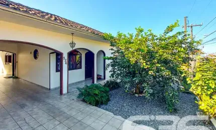 Casa com 6 quartos à venda na Rua Santa Catarina, 526, Floresta, Joinville