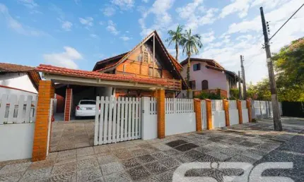 Casa com 3 quartos à venda na Pastor Guilherme Raú, 290, Saguaçu, Joinville