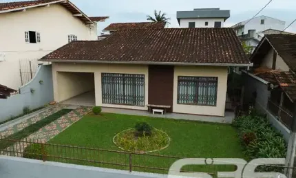 Casa com 3 quartos à venda na Valença, 43, Guanabara, Joinville