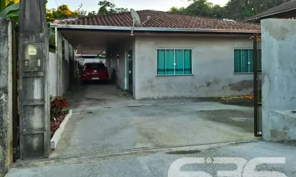 Casa com 3 quartos à venda na Rua Monsenhor Gercino, 113, João Costa, Joinville