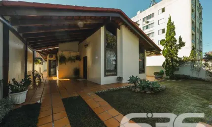 Casa com 3 quartos à venda na Rua Coronel Procópio Gomes, 590, Bucarein, Joinville