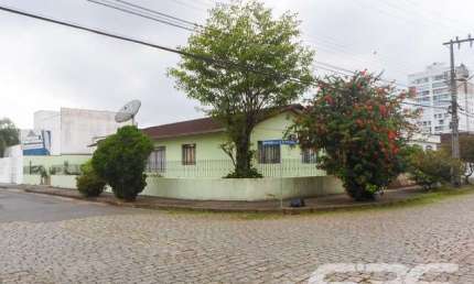 Casa com 3 quartos à venda na Rua Quinze de Novembro, 309, América, Joinville