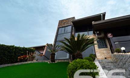 Casa com 5 quartos à venda na Rua Santa Catarina, 405, Santa Catarina, Joinville