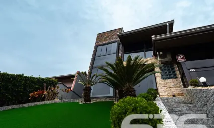 Casa com 5 quartos à venda na Rua Santa Catarina, 405, Santa Catarina, Joinville