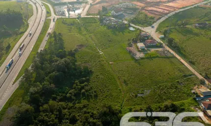 Terreno à venda na Avenida 101, Corveta, Araquari