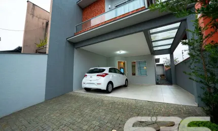 Casa com 3 quartos à venda na Rua Selma Doering Bruhns, 422, Jardim Iririú, Joinville
