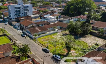 Terreno à venda na Rua Coronel Procópio Gomes, 48, Bucarein, Joinville