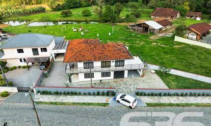 Casa com 6 quartos à venda na Olávo Bilac, 610, Pirabeiraba, Joinville