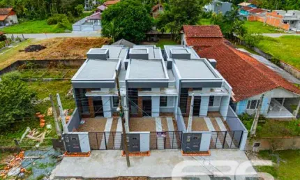 Casa com 2 quartos à venda na Jaraguá Do Sul, 582, Costeira, Balneário Barra do Sul