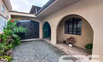 Casa com 3 quartos à venda na Valença, 305, Guanabara, Joinville