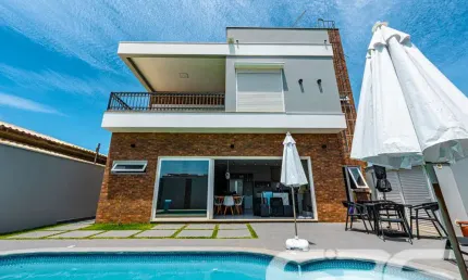 Casa com 4 quartos à venda na Amândio Cabral, 44, Centro, Balneário Barra do Sul