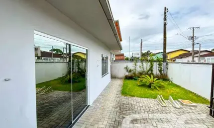 Casa com 3 quartos à venda na Rua Papa João XXIII, 478, Iririú, Joinville