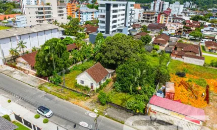Casa com 1 quarto à venda na Pastor Guilherme Raú, 164, Saguaçu, Joinville